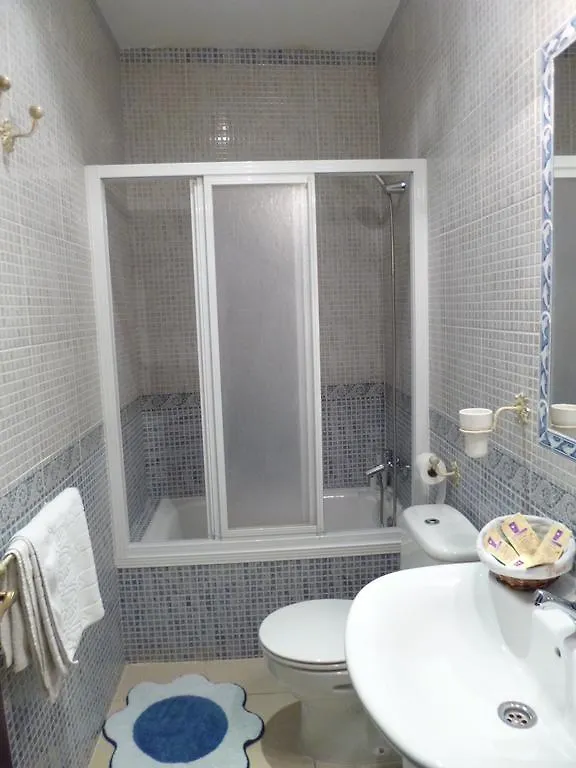 Hostal Virgen Del Rocio Los Palacios Y Villafranca
