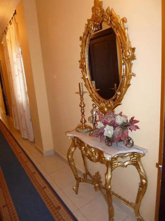 Hostal Virgen Del Rocio Los Palacios Y Villafranca Spain