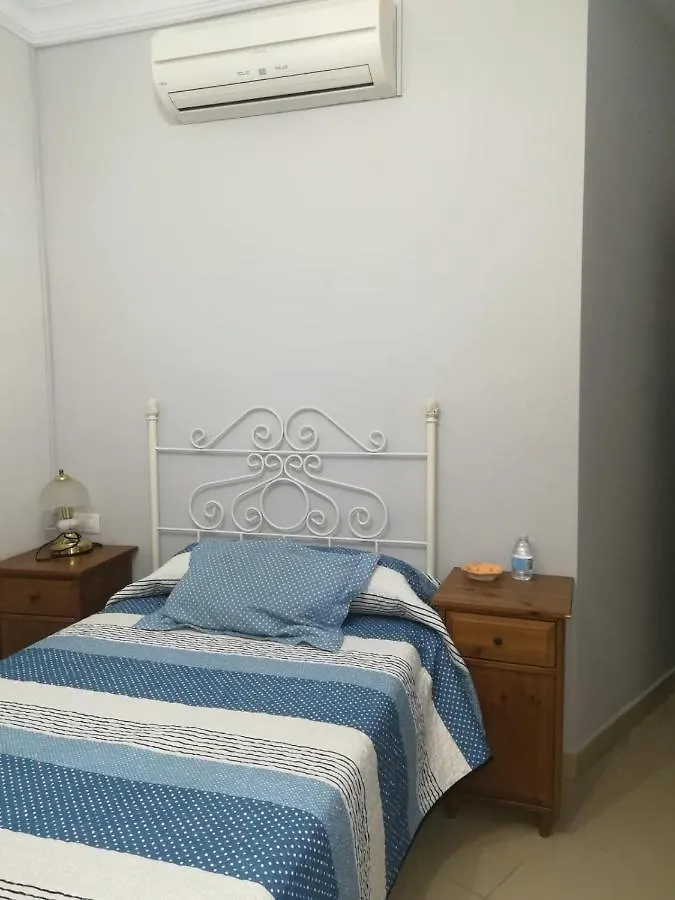 Hostal Virgen Del Rocio Los Palacios Y Villafranca 0*,